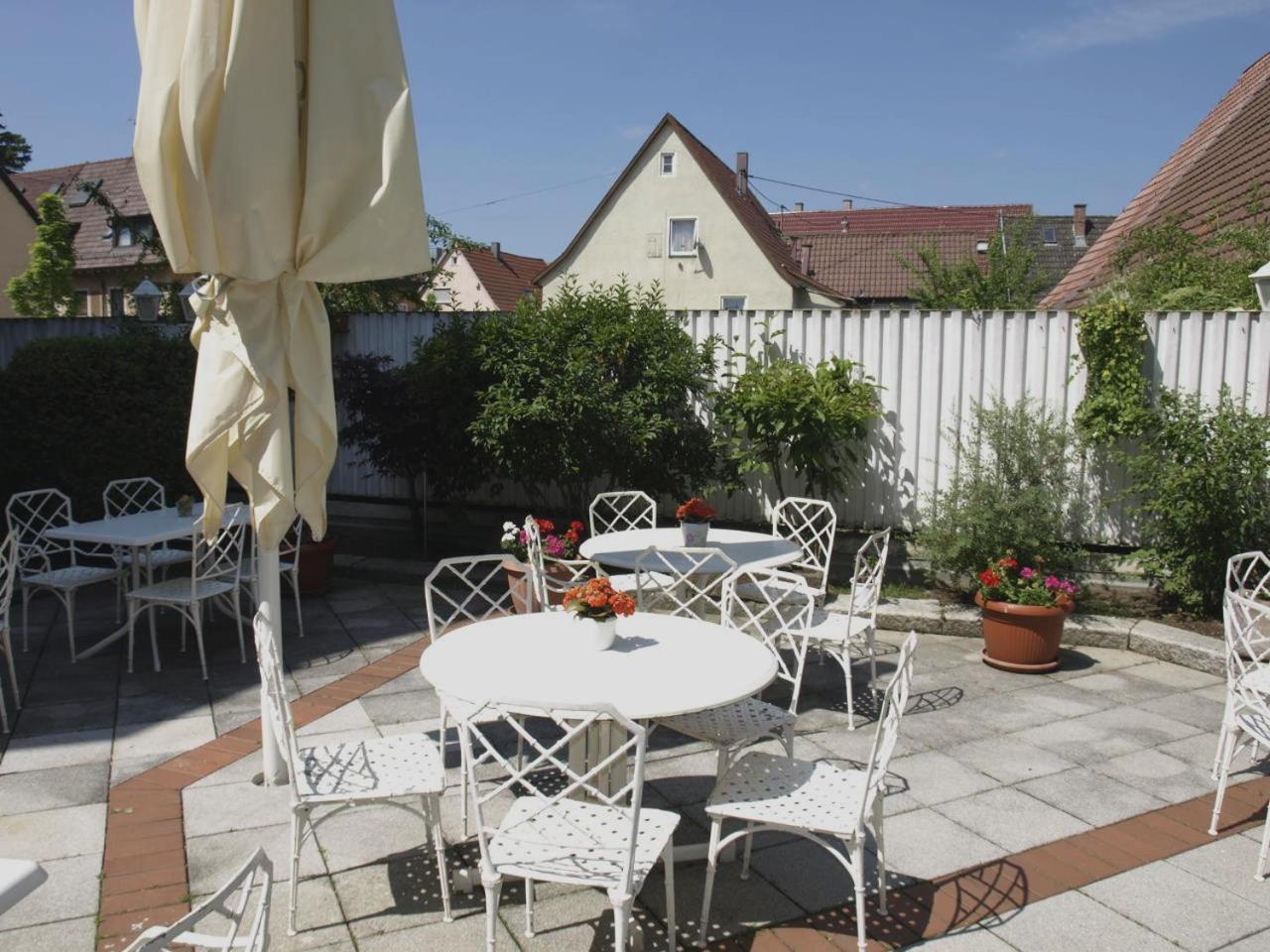 Airport Hotel Filder Post Stuttgart Kültér fotó