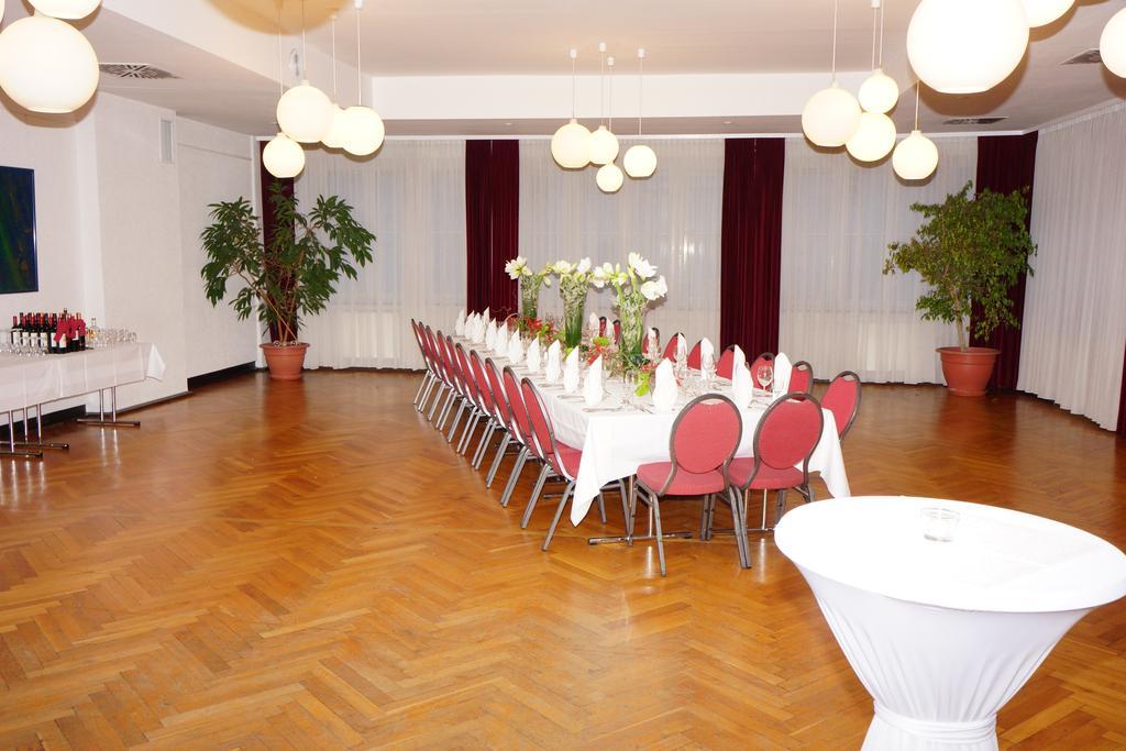 Airport Hotel Filder Post Stuttgart Kültér fotó